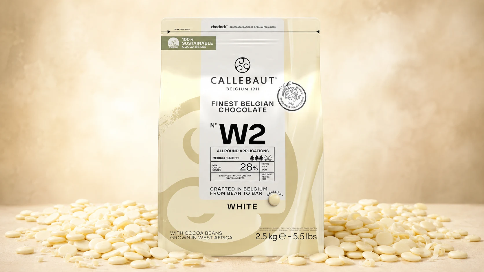 White Couverture W2 (28.0%) for commercial food production